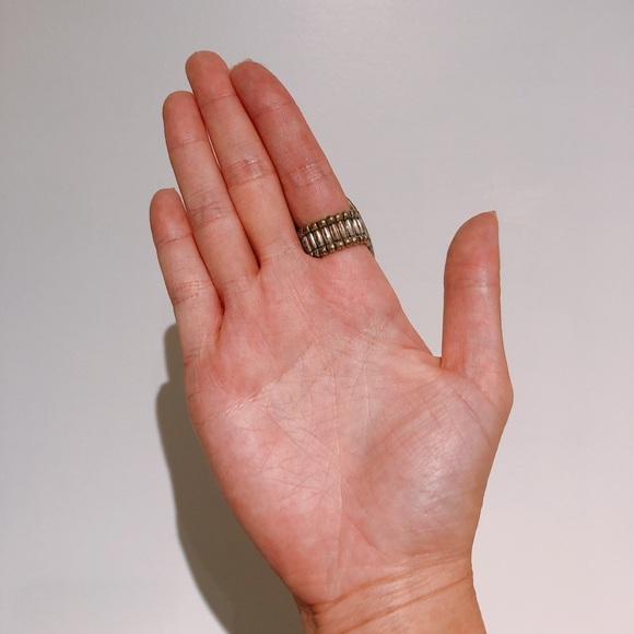 ✨Statement Ring✨ - Picture 2 of 2